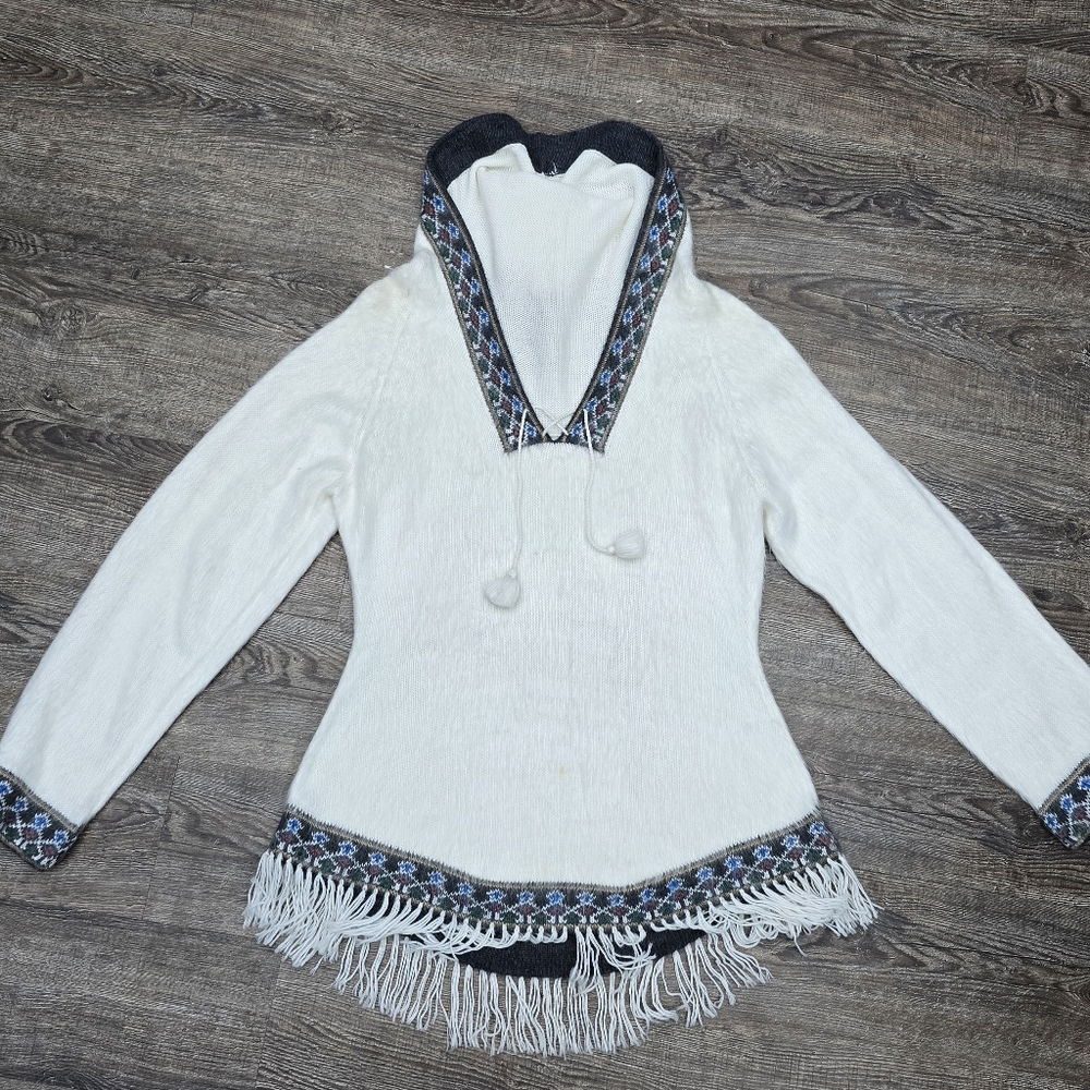 Sweater - Picture 3 of 4
